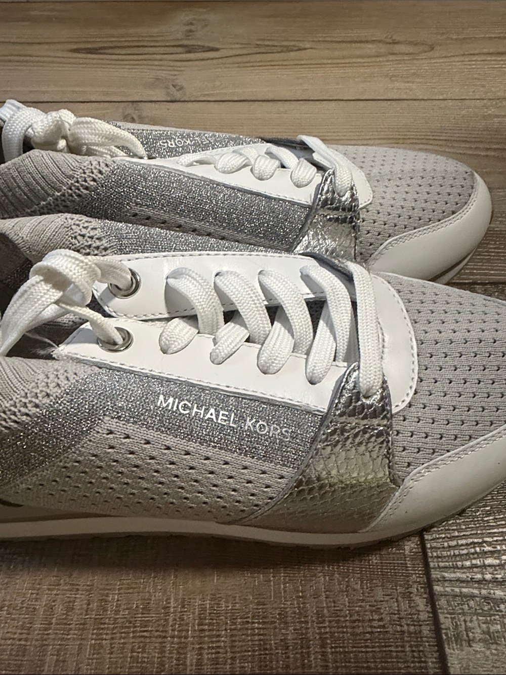 Michael Kors White and Gray Knit Lace-Up Sneakers with Metallic Accent - Picture 4 of 7